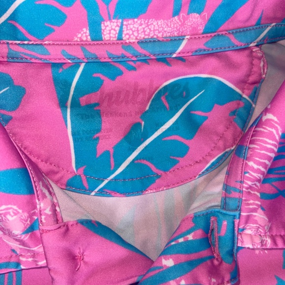 Chubbies Pink and Blue with Tigers Stretch Collar Shirt size Medium - Picture 6 of 7